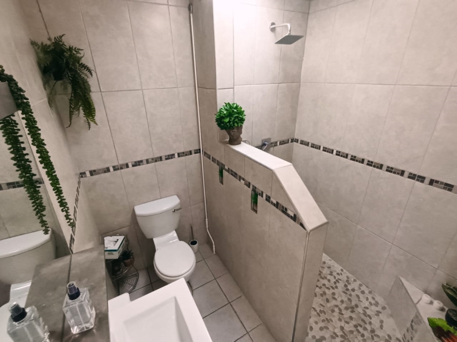 2 Bedroom Property for Sale in De Bakke Western Cape